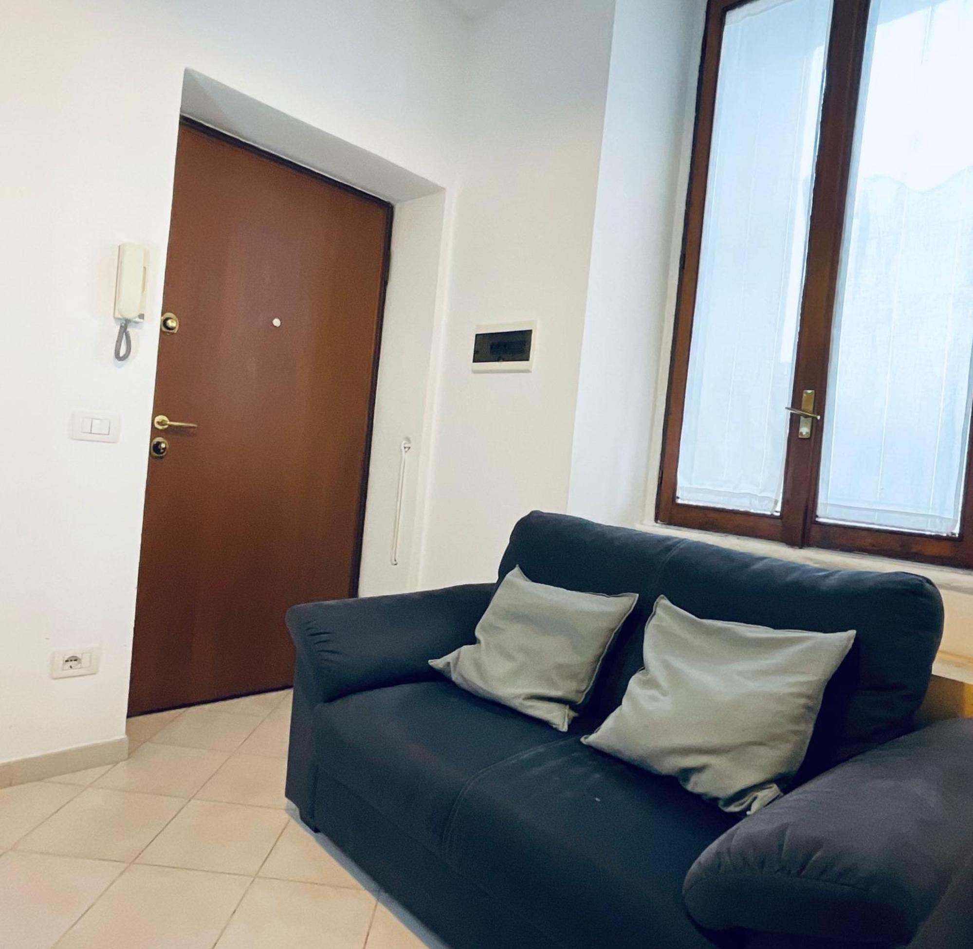 Center Equipped In The Heart Navigli District Appartement *